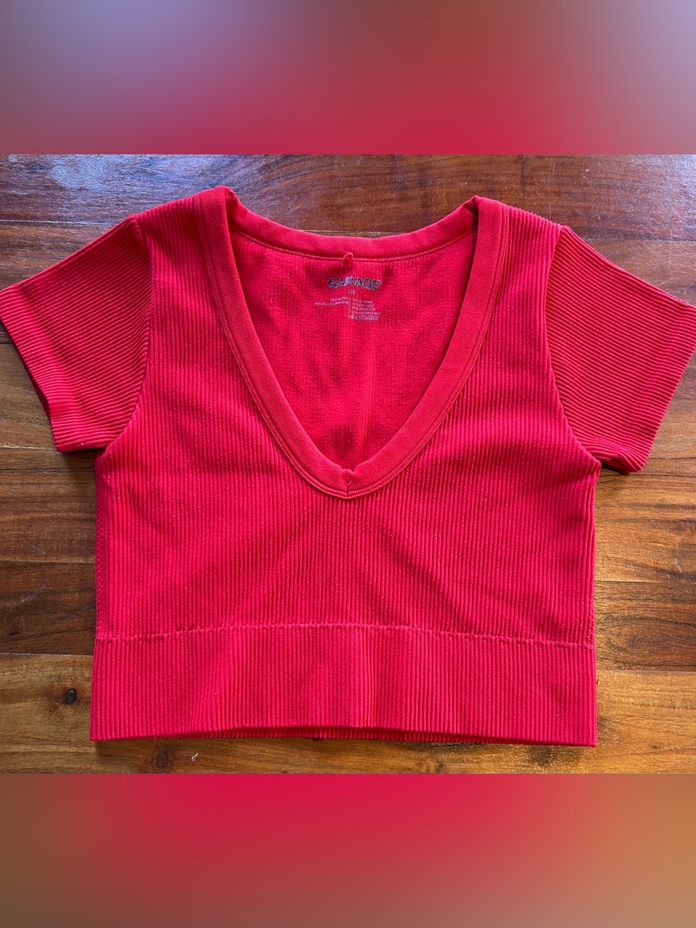 Garage Red Ribbed V-neck Short Sleeve Crop Top Small